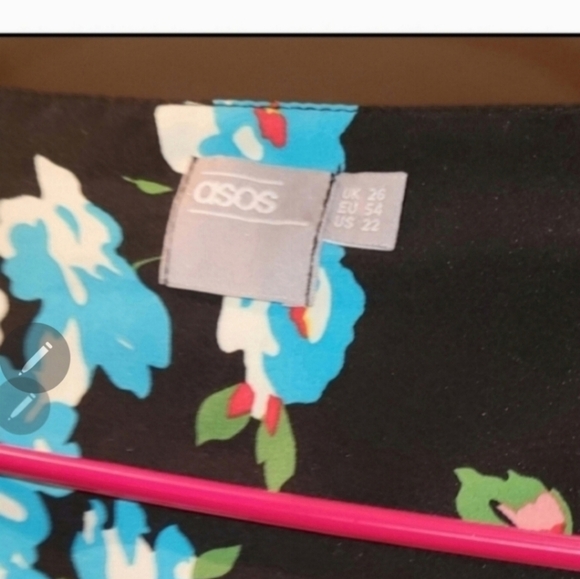 🍂🍁Gorgeous Asos floral blouse size 22 - Picture 6 of 6